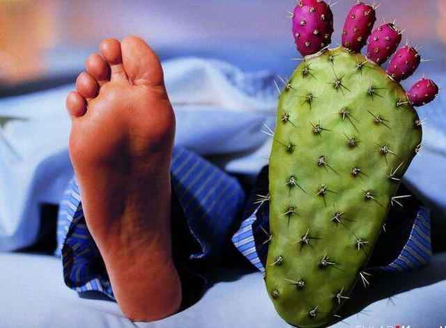 脚痛风疼得厉害怎么样能缓解痛风,痛风脚上有痛风石怎么办