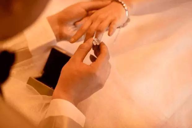 人生中第一件大牌珠宝,人生必备的奢侈品有哪些