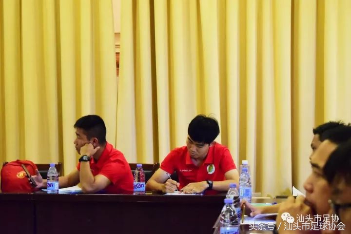 广东省e级足球教练培训流程,广东省汕头e级足球教练