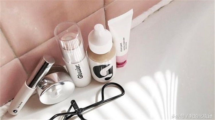 学生党也可以用的眼霜淡化眼纹,眼霜年轻学生党