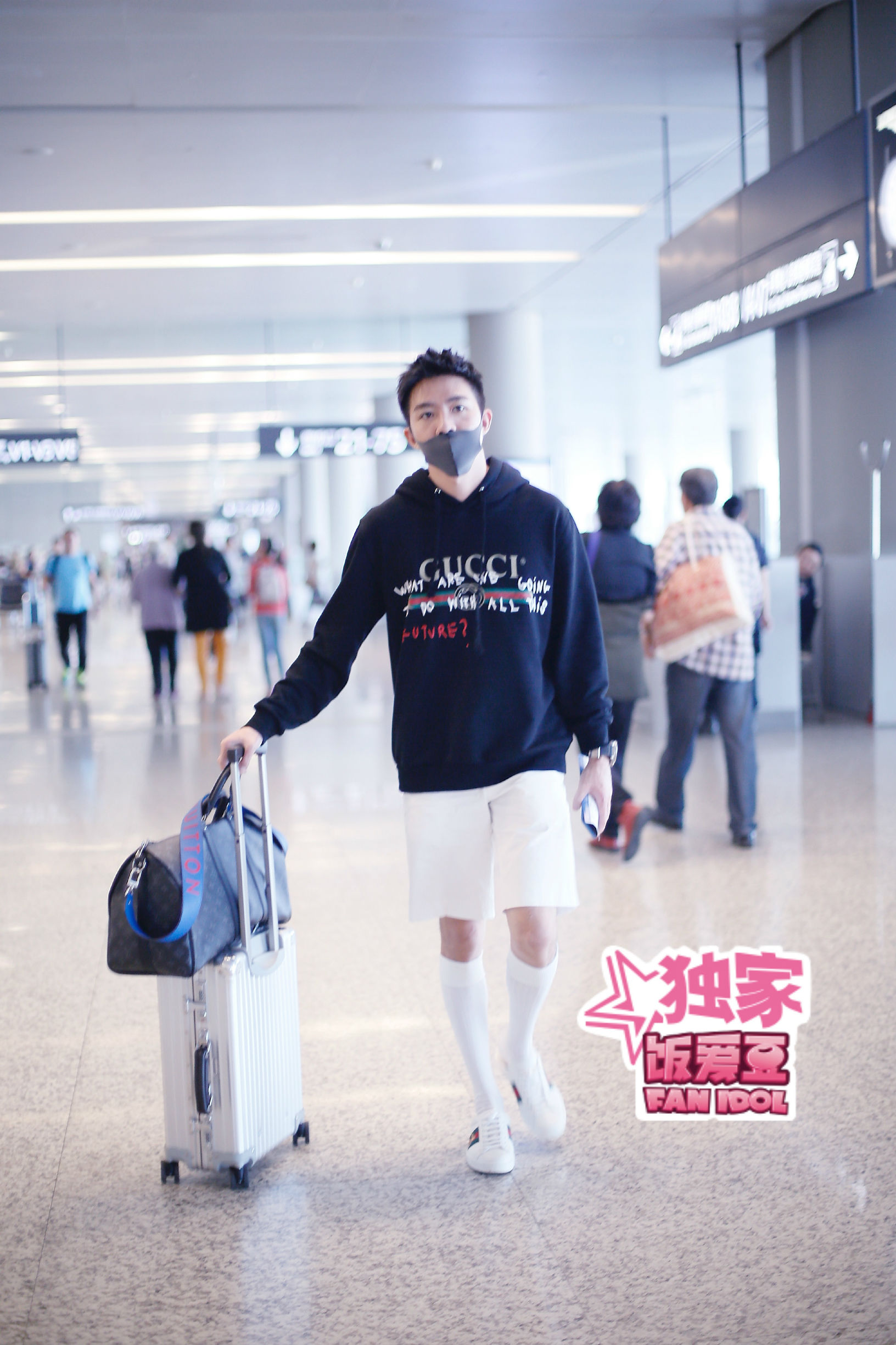 俞灏明港风穿搭,俞灏明早期穿搭