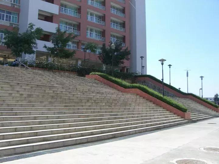 广州最美中学评选NO.10，你的母校排第几？