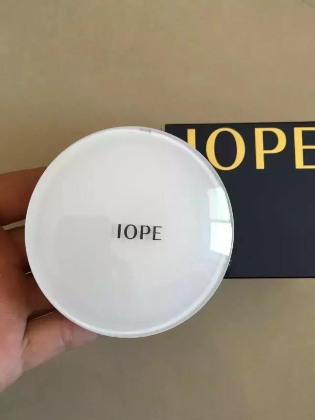 韩国爆款一棵树蘑菇气垫粉底,韩国气垫哪个牌子好用又实惠