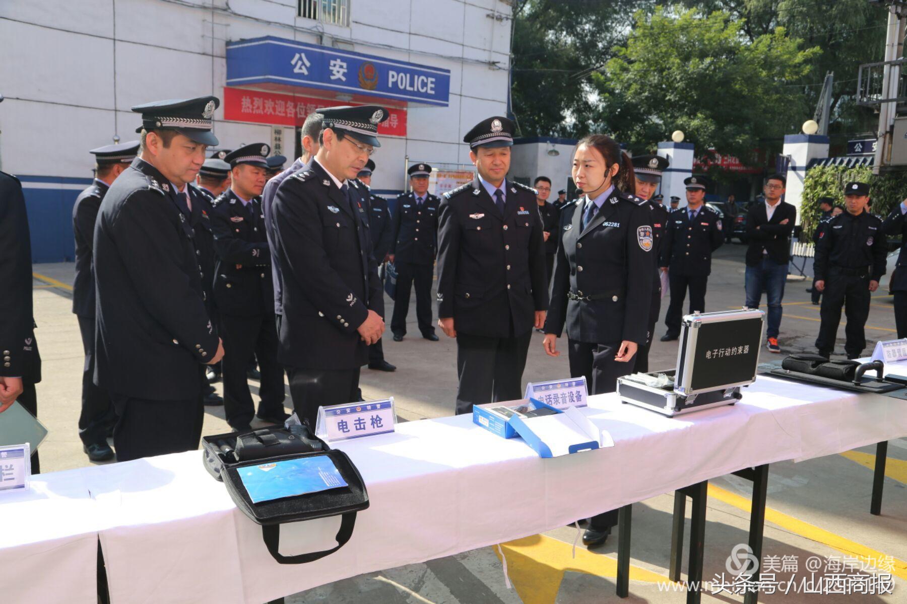 县公安局扎实开展警务实战大练兵,公安十九大忠诚保平安实战演练