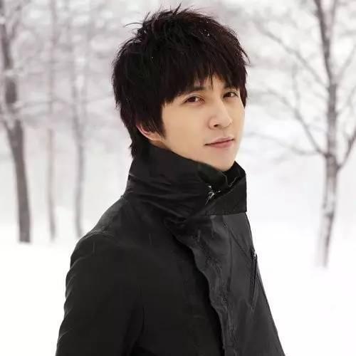 鹿晗年度十大人物,2023年排名前十的明星