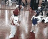 张伯伦英超首秀,英超张伯伦视频