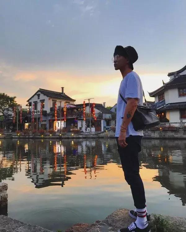 半个娱乐圈的女星都爱他?你绝对想不到他到底有多火!