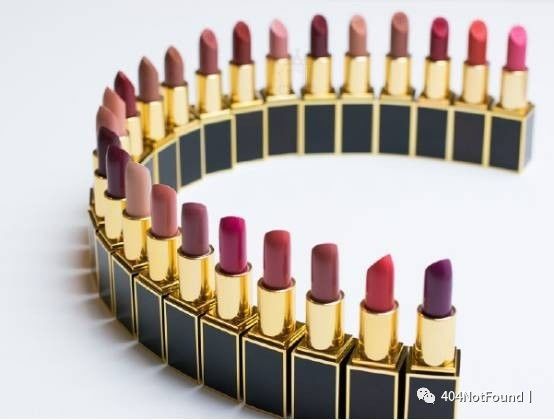 机车与婚纱,机车与跑车比赛