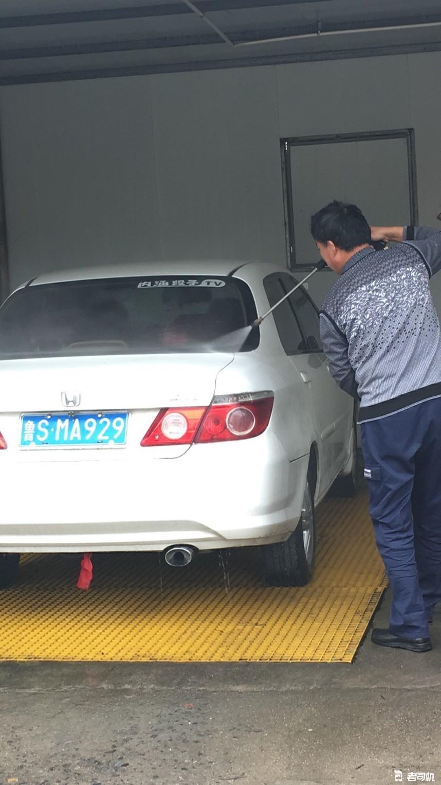 前后撞过的二手车,前后撞过的车还值得买不