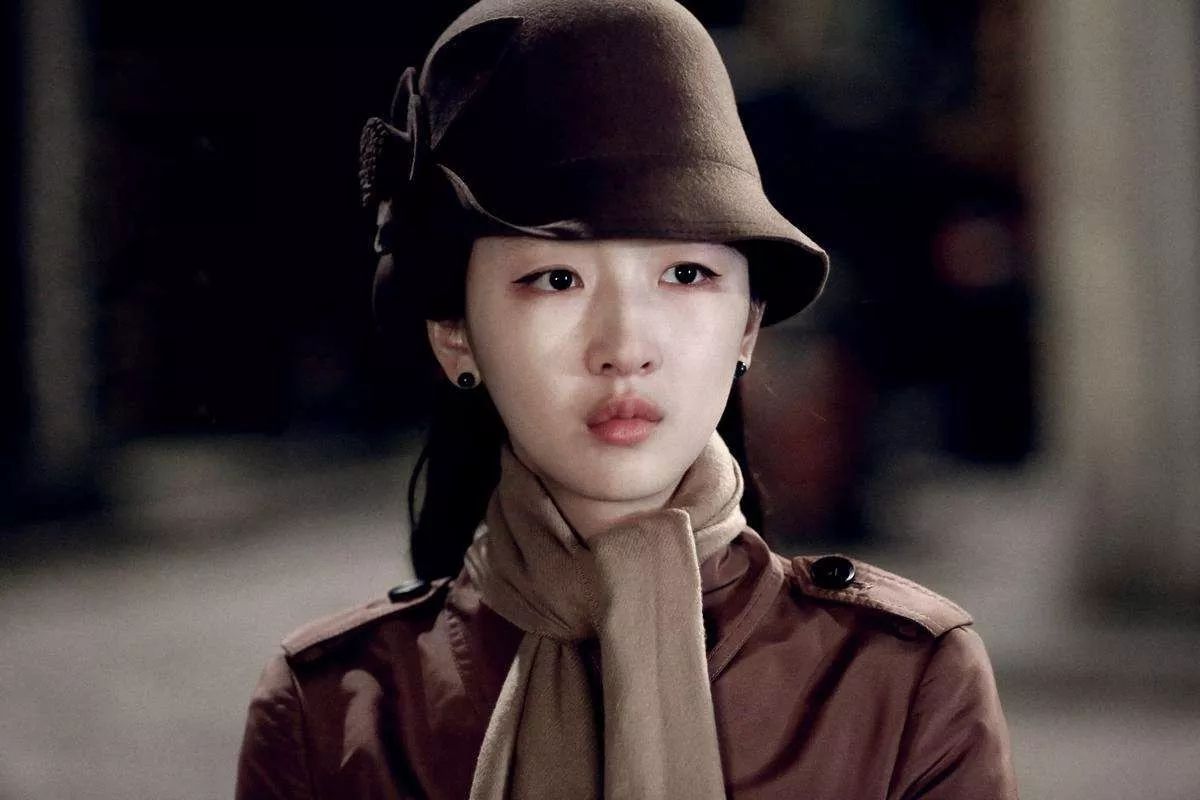 周冬雨谈金马影后,周冬雨谈双影后