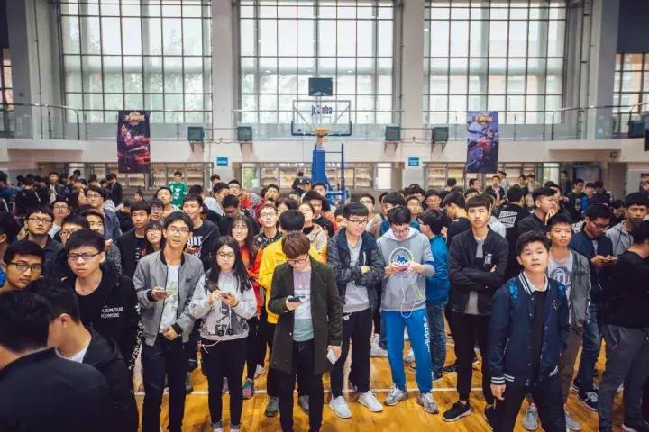 恰王者少年，为校而战！到底谁才是河南高校里的王者呢？