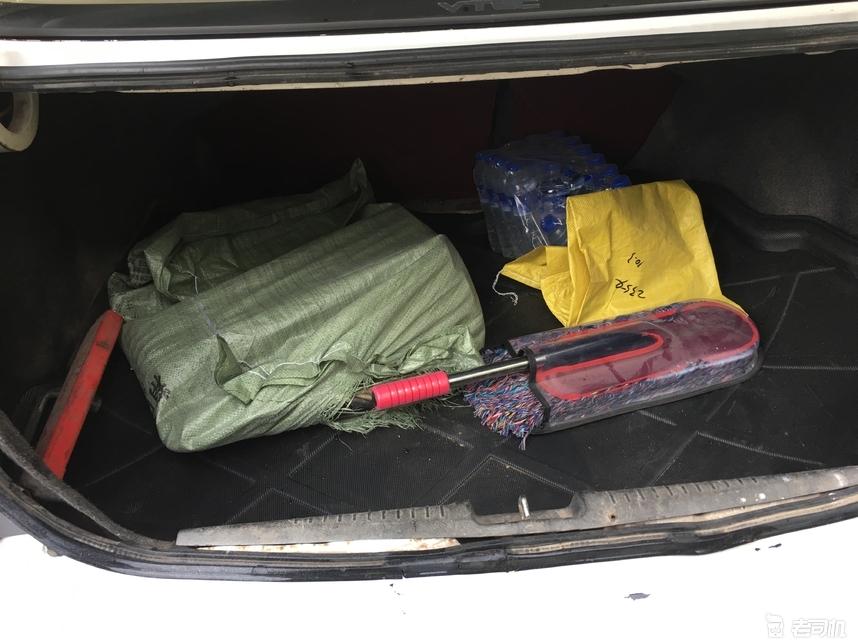 二手嘉年华和二手飞度哪个值得买,07年飞度1.3手动二手值多少钱