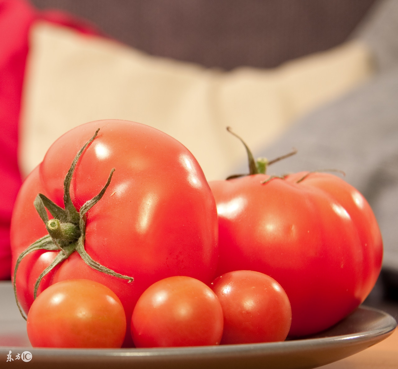 怀孕脸上长斑的孕妇，可以试试这些方法去除