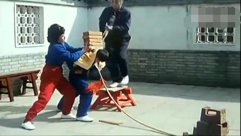 侯氏童子功真厉害！释延觉：还是以前的孩子能下功夫练