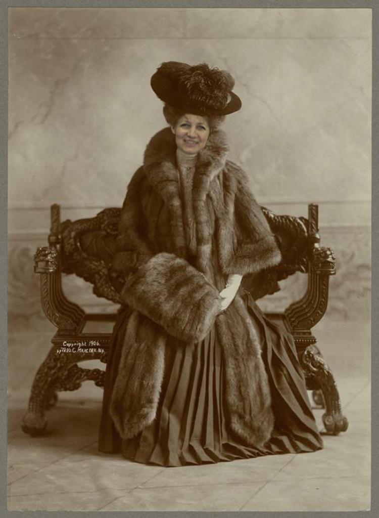 去俄罗斯，推荐买件貂皮带回去！