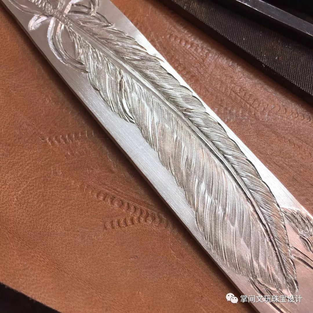 清末民国银花钱錾刻工艺,手工錾刻银手牌