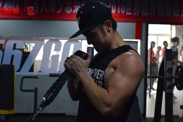 高级健身教练学费一般多少,高薪健身教练无基础可培训