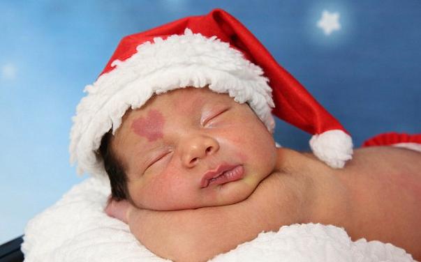 丢失孩子出生时脖子后面有胎记,婴儿出生胎记用不用去除