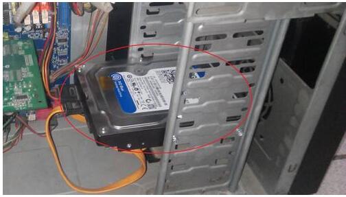 台式机双硬盘的正确安装方法,主机怎么装双硬盘教程图解