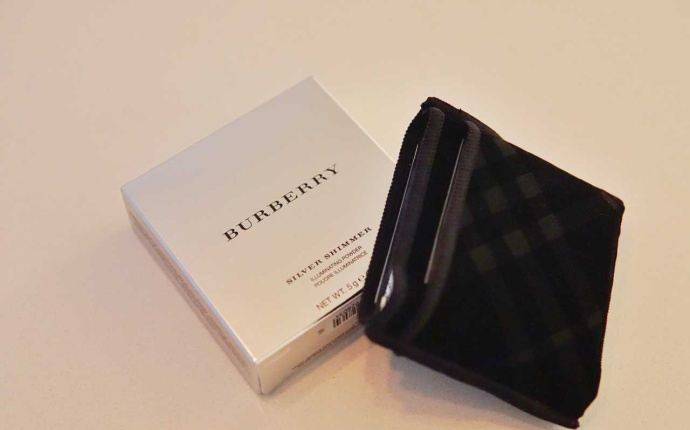 burberry巴宝莉眼影,burberry巴宝莉33试色