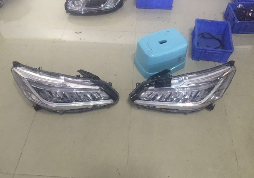 2.0l雅阁够用吗,雅阁羽翼大灯怎么改