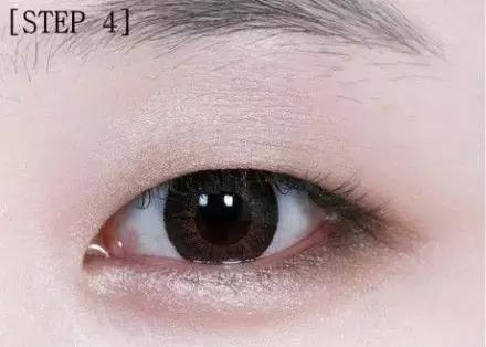 单眼皮厚眼皮推荐的眼影,适合单眼皮的大牌眼影