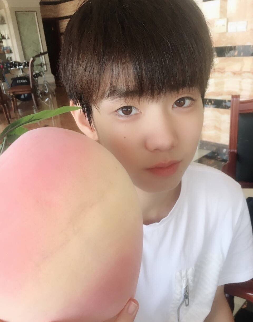 鍋跺儚缁冧範鐢熼噷闈㈤暱寰楀儚楣挎櫁,鍋跺儚缁冧範鐢熼暱寰楀儚楣挎櫁