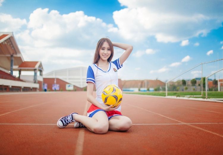 搭讪11招绝学，让天下无妞难泡……