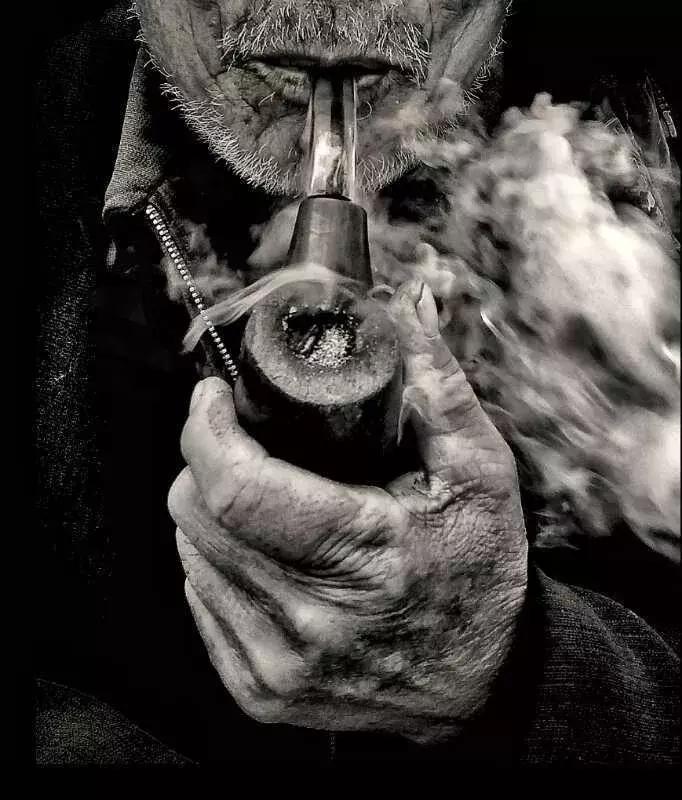 手机拍照拍不出你们的美感,拍照不好看是手机的问题