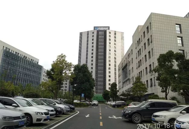 360手机和华为畅玩7x哪个更好,荣耀畅玩7x像素多少合适