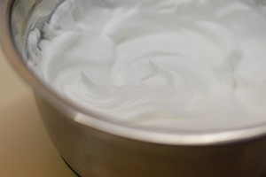 又香又软的纸杯蛋糕,超级松软的云朵蛋糕