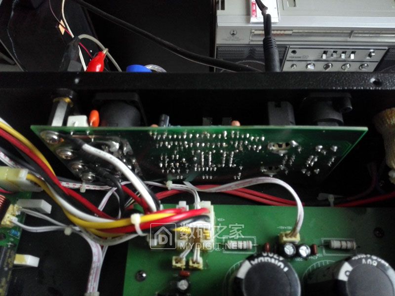 维修BATELCE400专业大功率功放，解决LOAD红灯报警故障问题