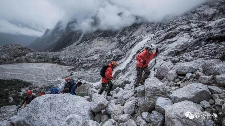 川藏第一高和第一险的雀儿山,雀儿山号称川藏第一险