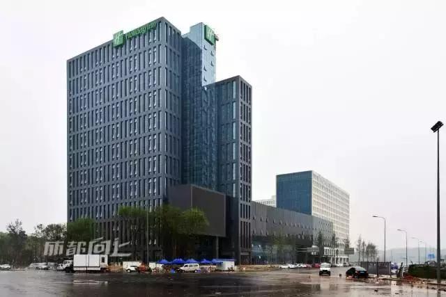 天府新区中央商务区天府里,成都天府广场附近收藏品