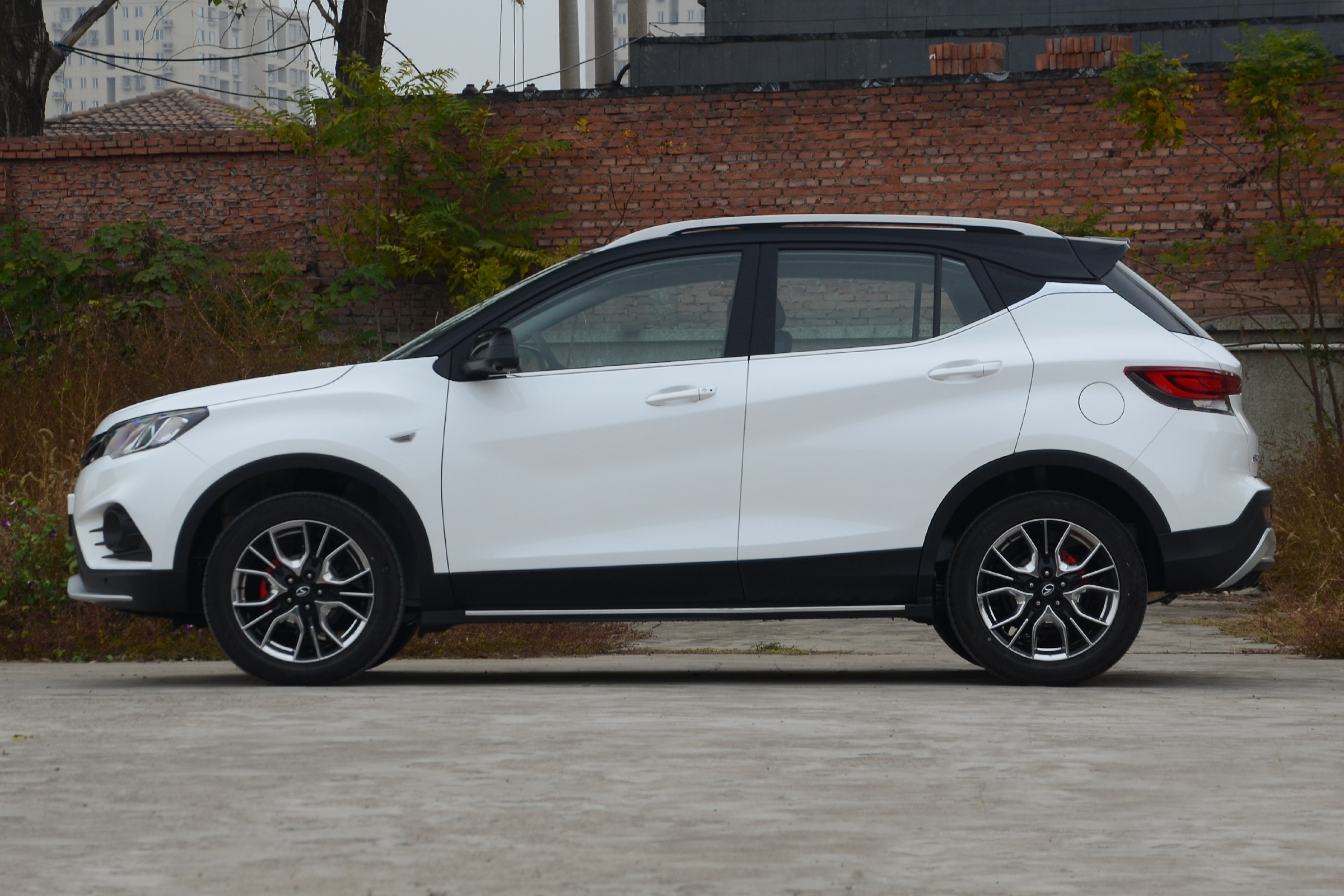 18款东南dx3自动挡值不值得买,东南dx3值不值得购买