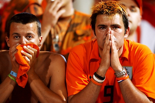 [24期]飞人已走国足还在请别再让球迷哭泣