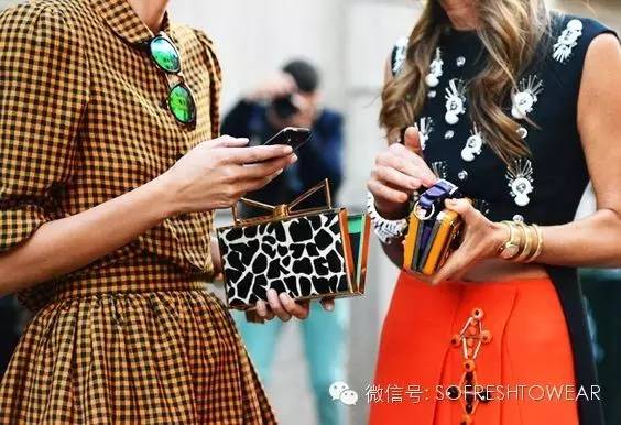 chanel钱包怎么样,买钱包还是卡包