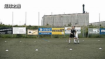 防守方该如何正确防守,防守不犯规的小动作