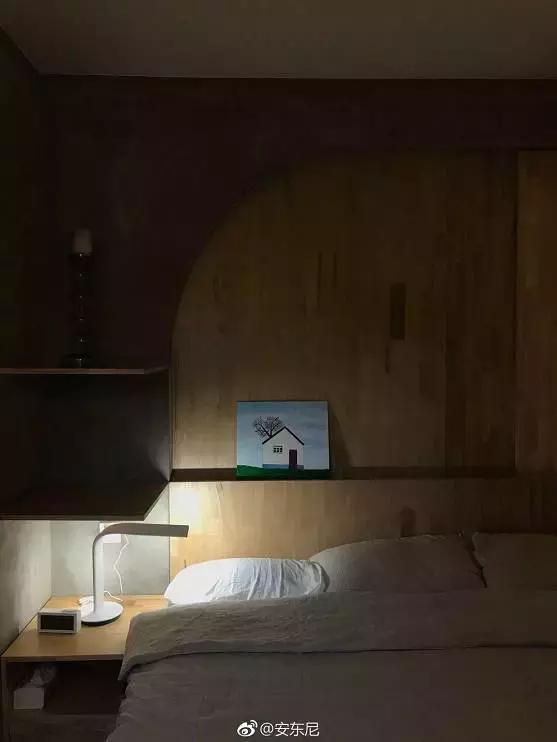 作家安东尼：80㎡破旧老公房，华丽逆转成精致温暖的家