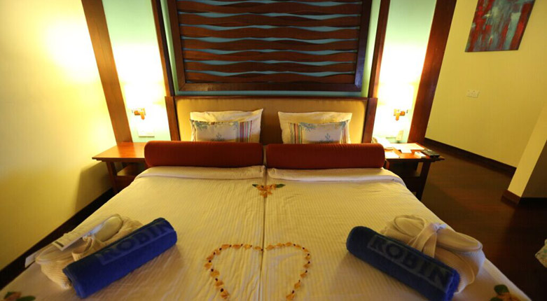 马尔代夫鲁滨逊岛美景,海岛旅游胜地马尔代夫岛