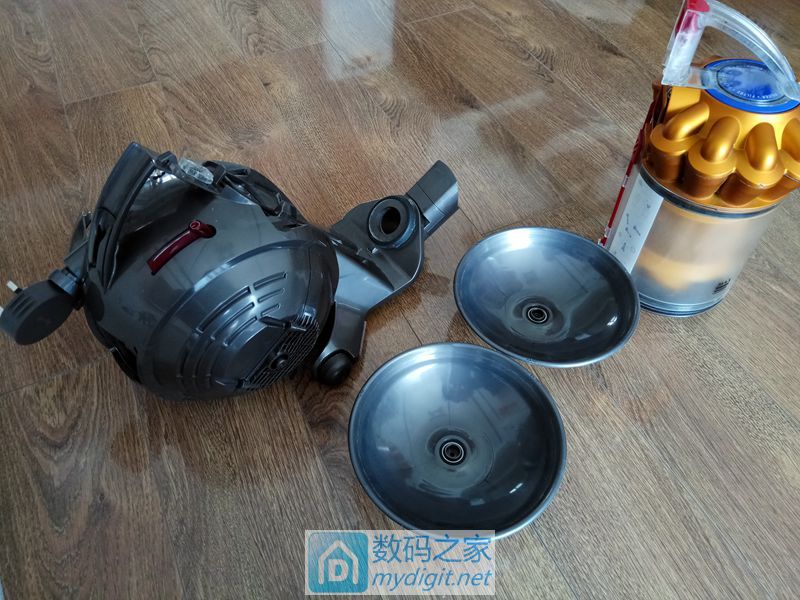 戴森dc有线吸尘器拆解,戴森吸尘器拆解详解