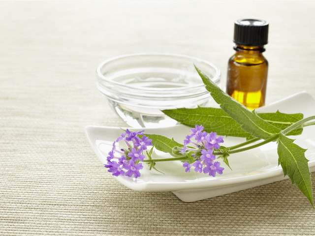 泰国必买十大购物清单,泰国必买清单彩妆