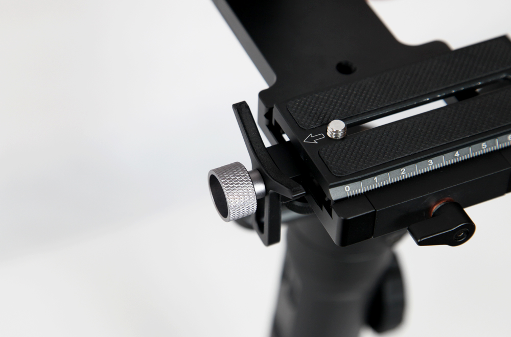 云鹤2手持稳定器拍摄视频,云鹤2稳定器电子跟焦器怎么用