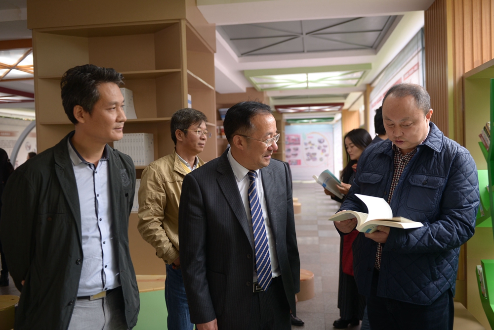 60余所“共同体”学校共同见证滨河学校奋发、奋勇、奋进的10年