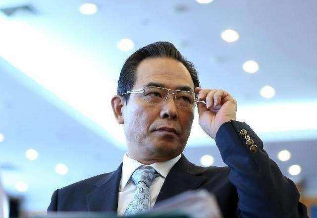 中国足坛又一笑话！恒大办夺冠庆典或被罚空场，罪魁祸首继续是他