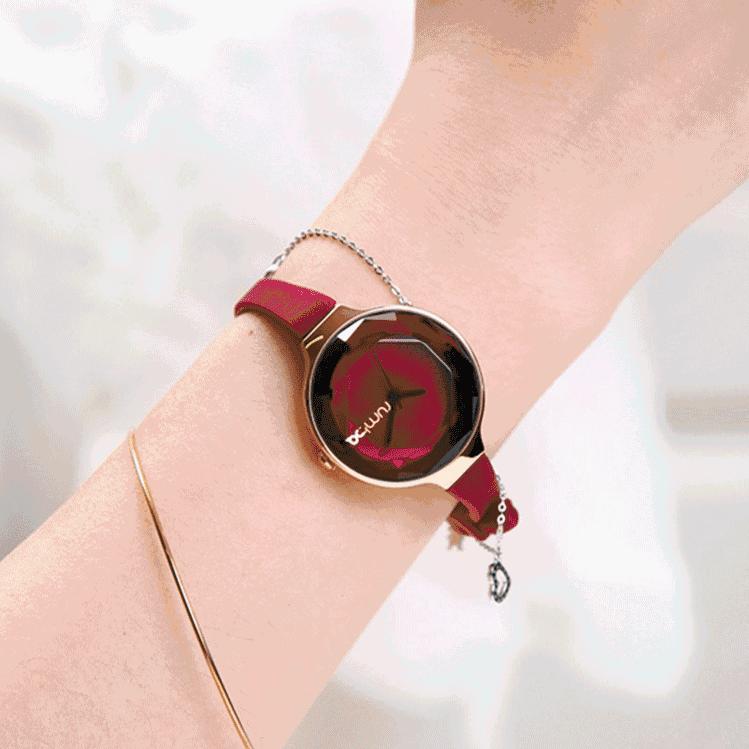 手表ins高颜值小众简约不撞款森系,ins风网红轻奢绿皮手表