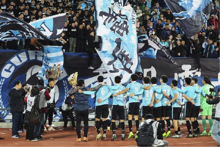 大连一方冲超庆典完整版,大连一方庆祝