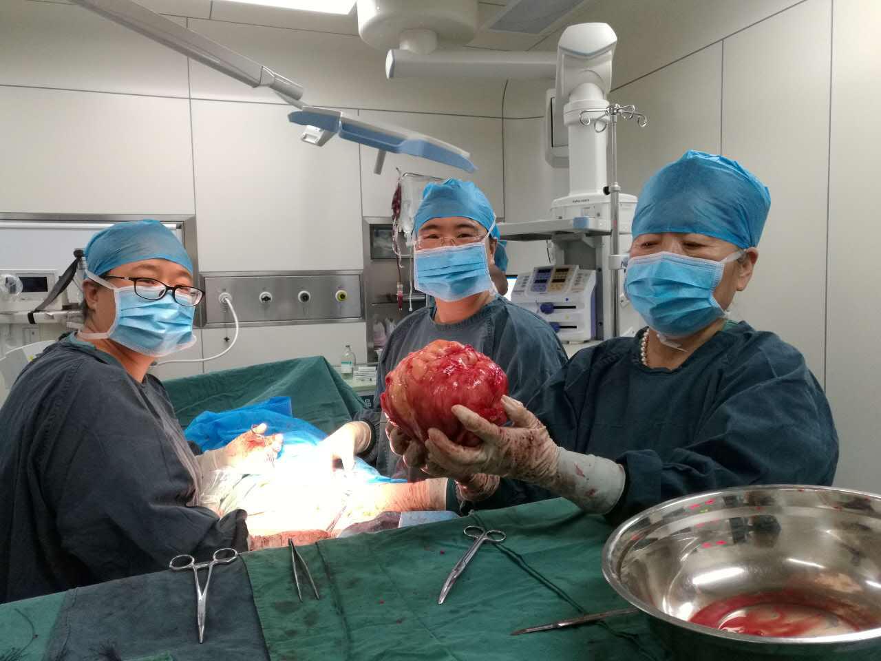 妇产科医院高危产妇,高危产妇剖腹产风险