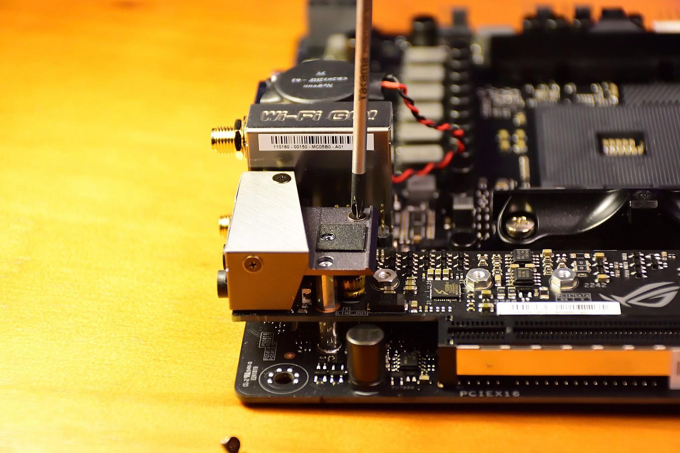 rogstrixb365fgaming开箱,rogstrixx370超频