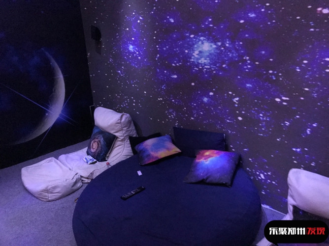 郑州影咖探店,私人影咖包房创意造型